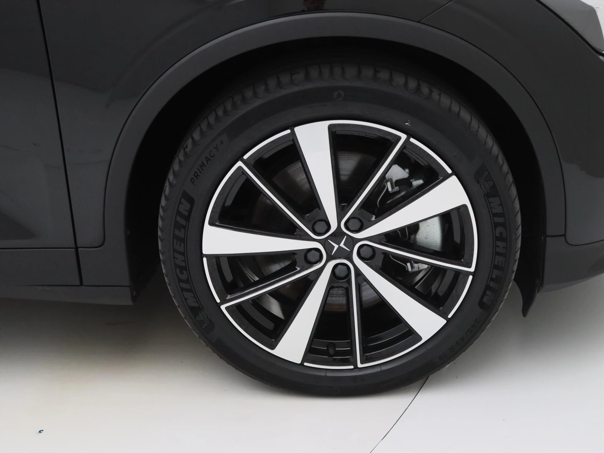 Hoofdafbeelding Polestar 2