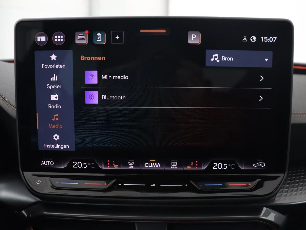 Hoofdafbeelding CUPRA Leon