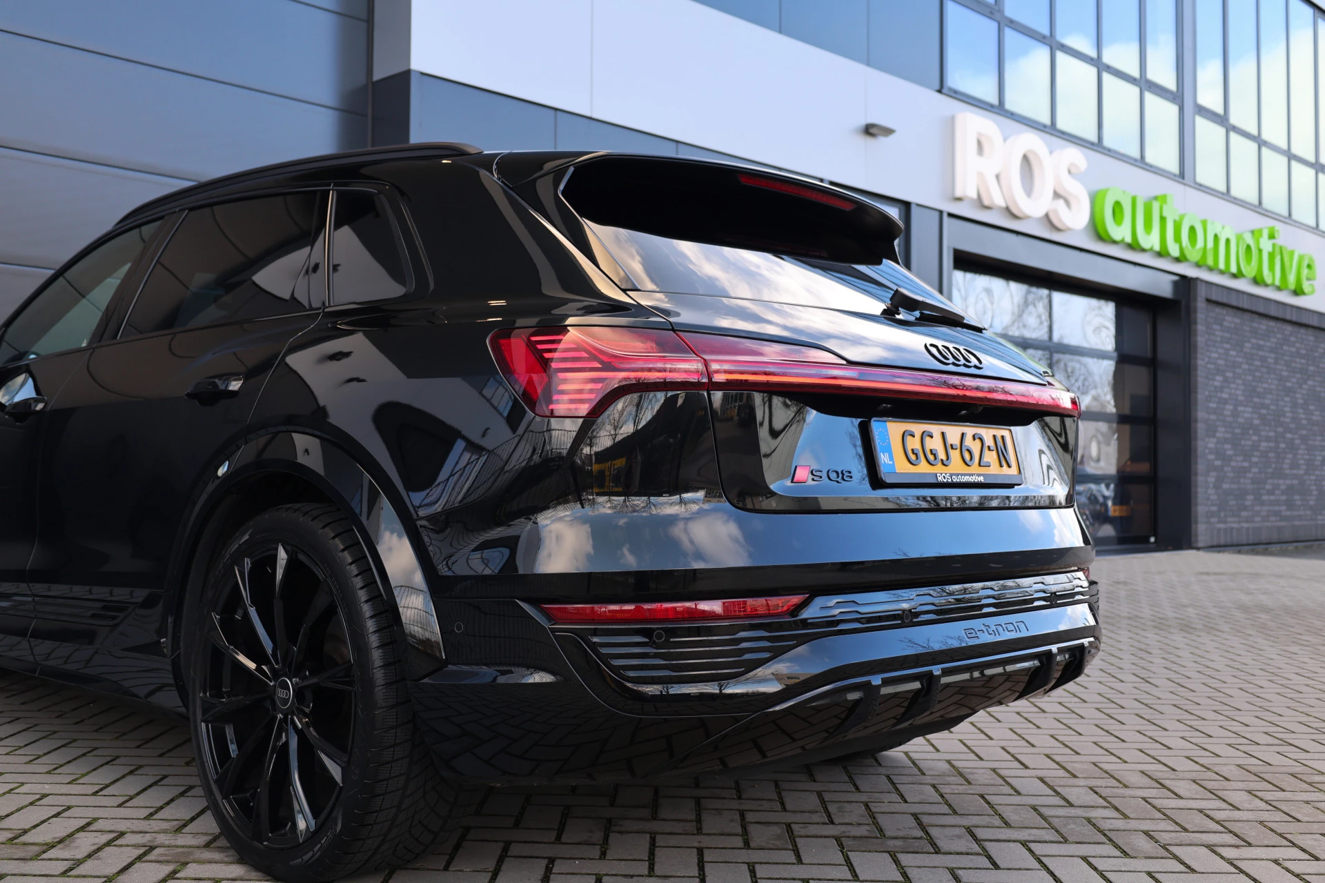 Hoofdafbeelding Audi Q8 e-tron
