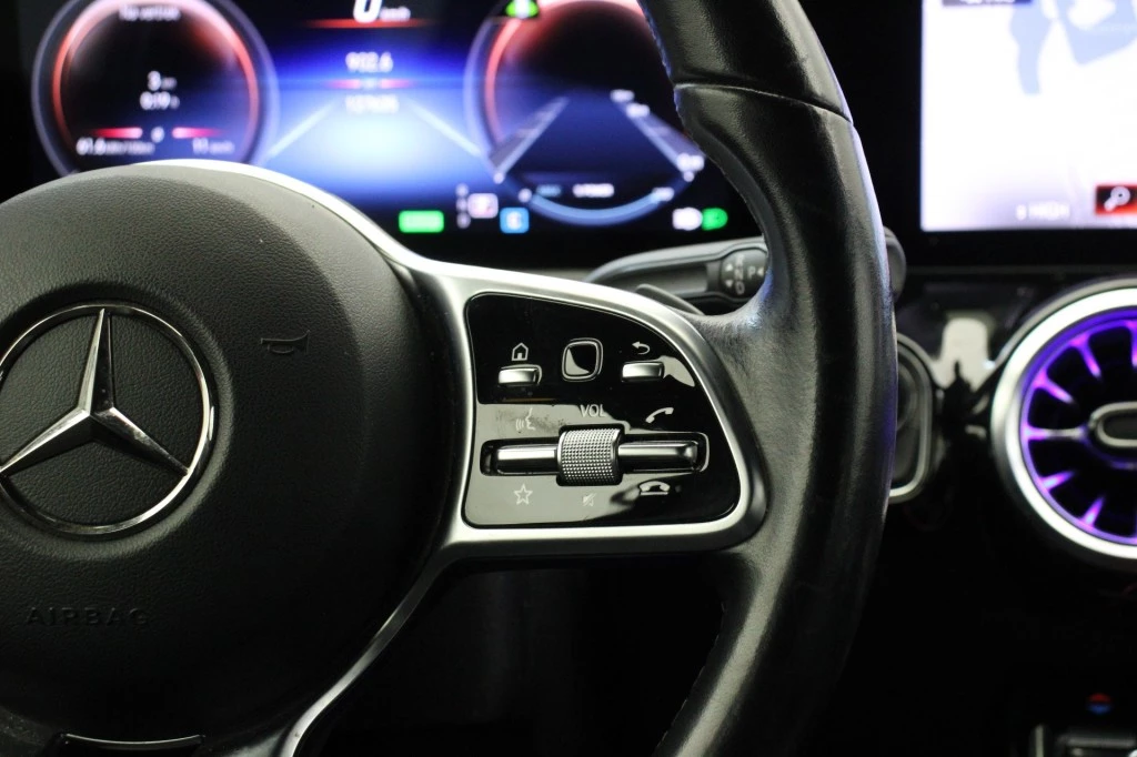 Hoofdafbeelding Mercedes-Benz EQA