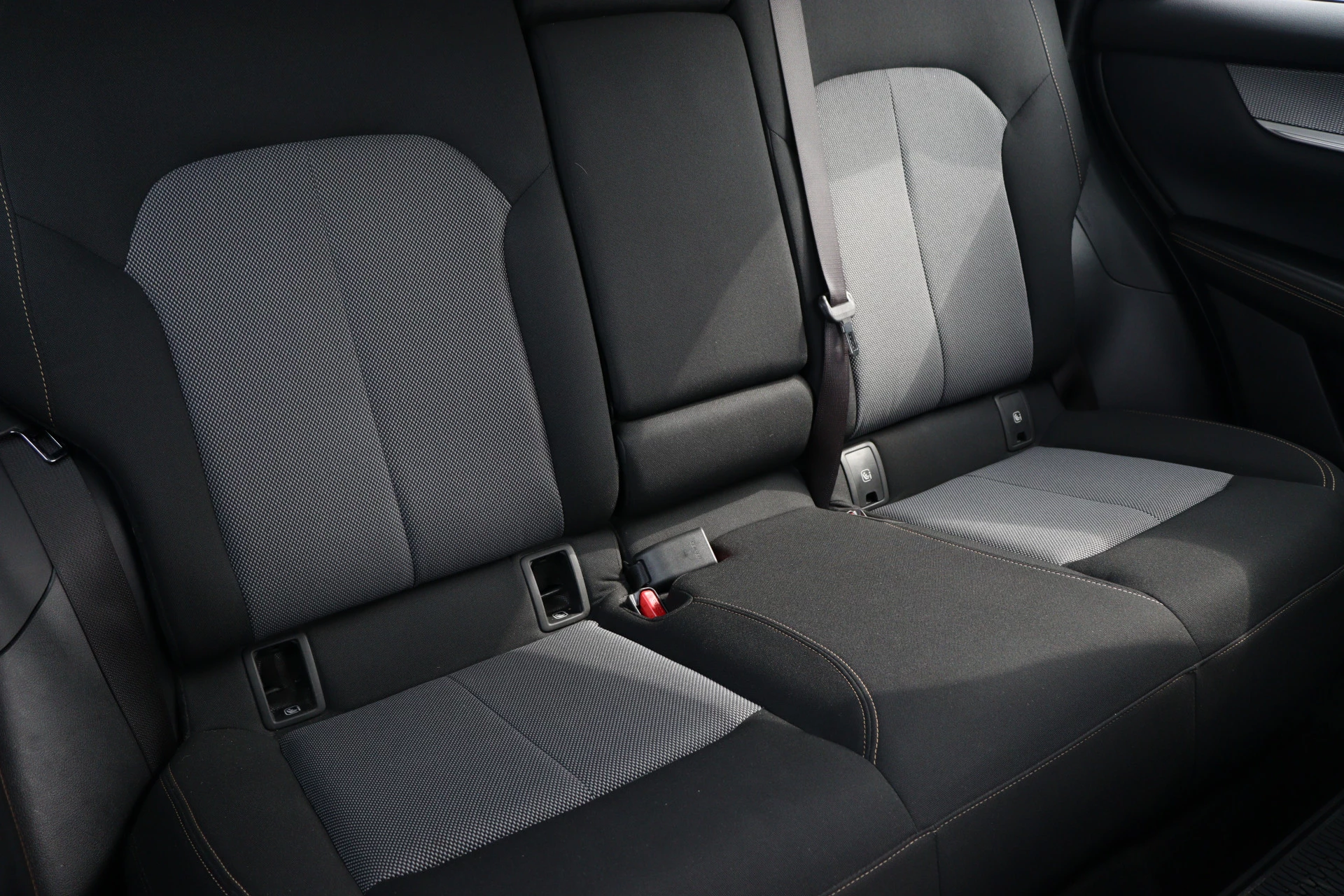 Hoofdafbeelding Mazda CX-60