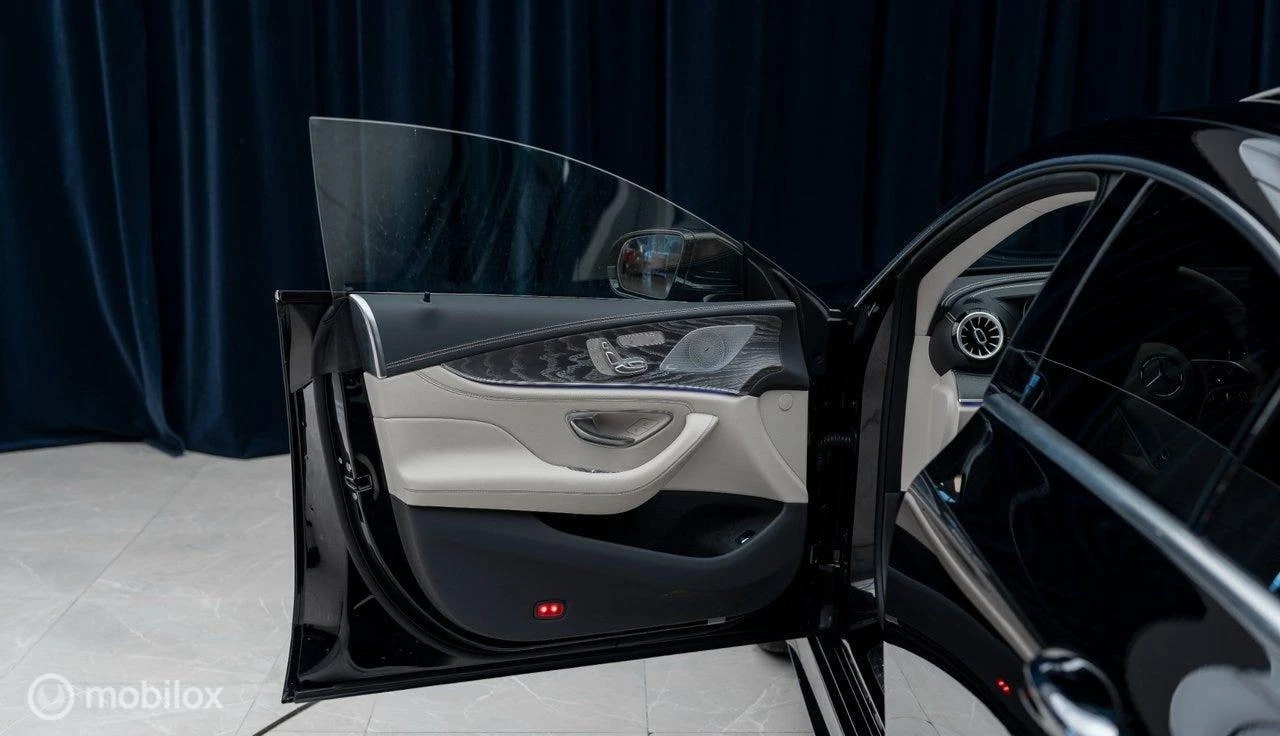 Hoofdafbeelding Mercedes-Benz CLS