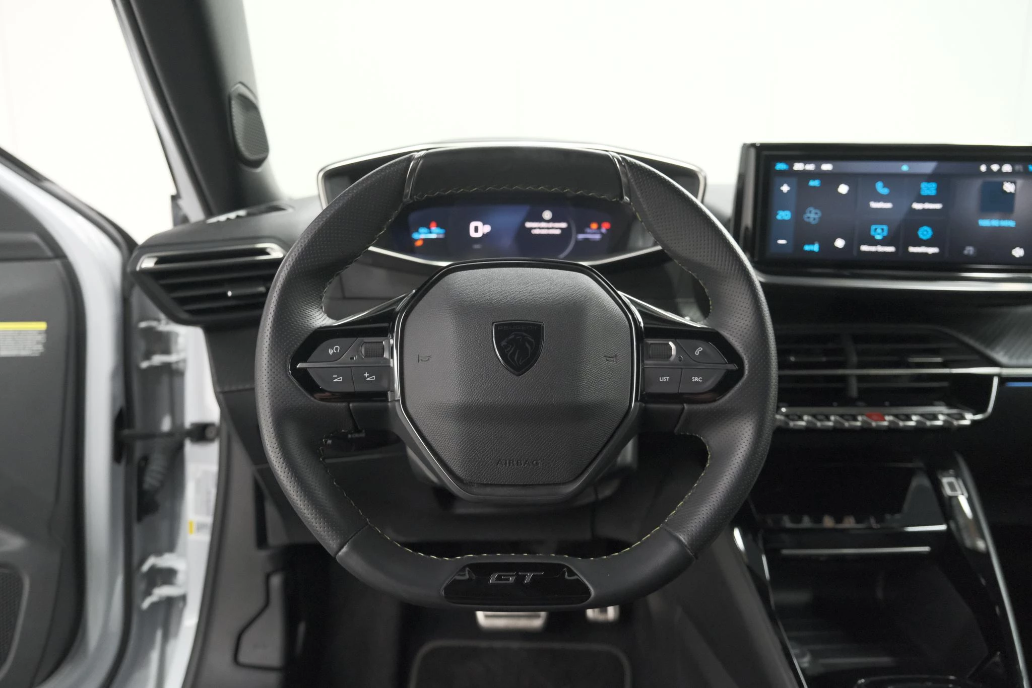 Hoofdafbeelding Peugeot e-2008