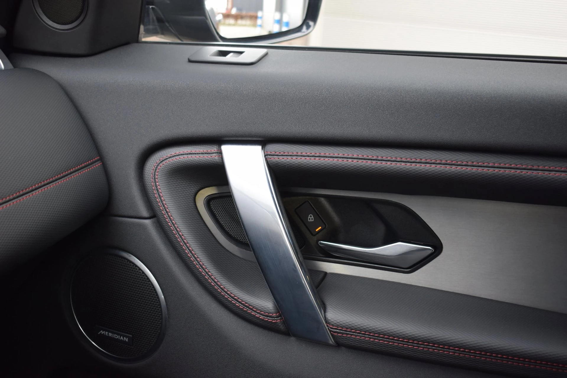 Hoofdafbeelding Land Rover Discovery Sport