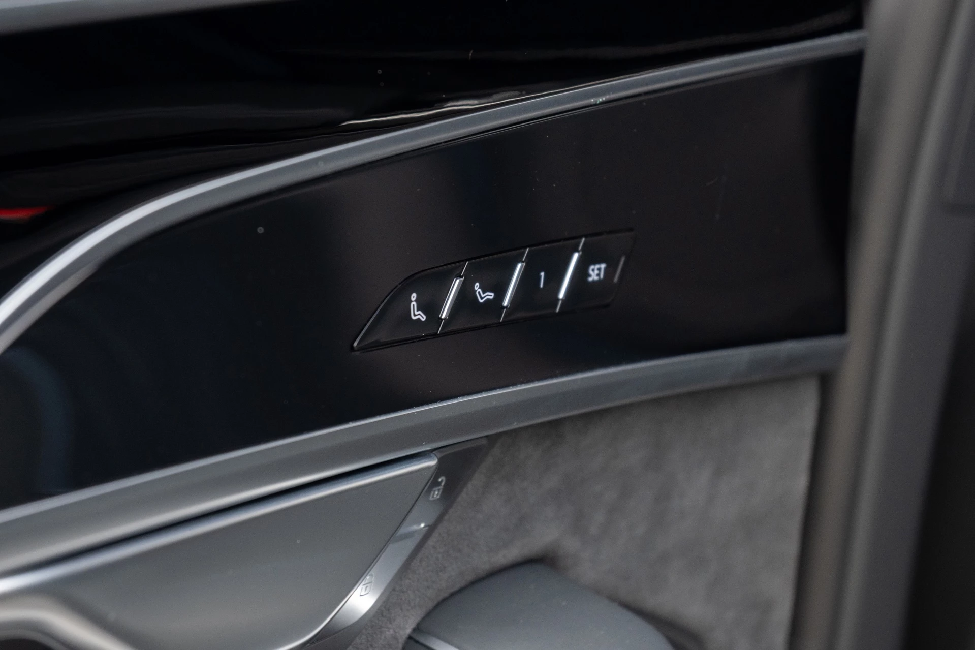 Hoofdafbeelding Audi A8