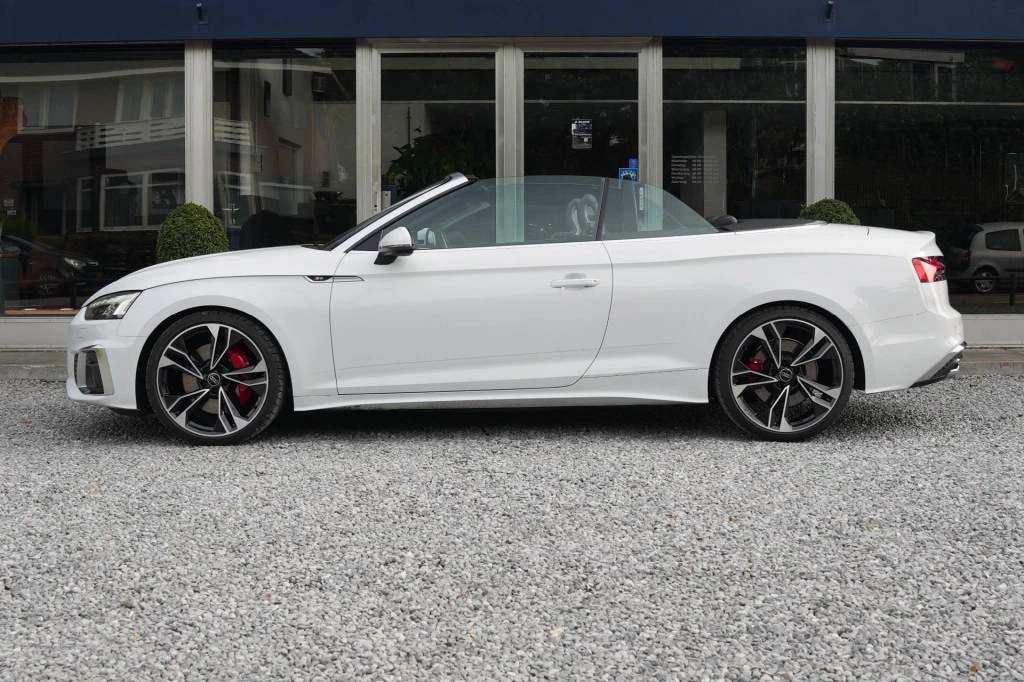 Hoofdafbeelding Audi S5