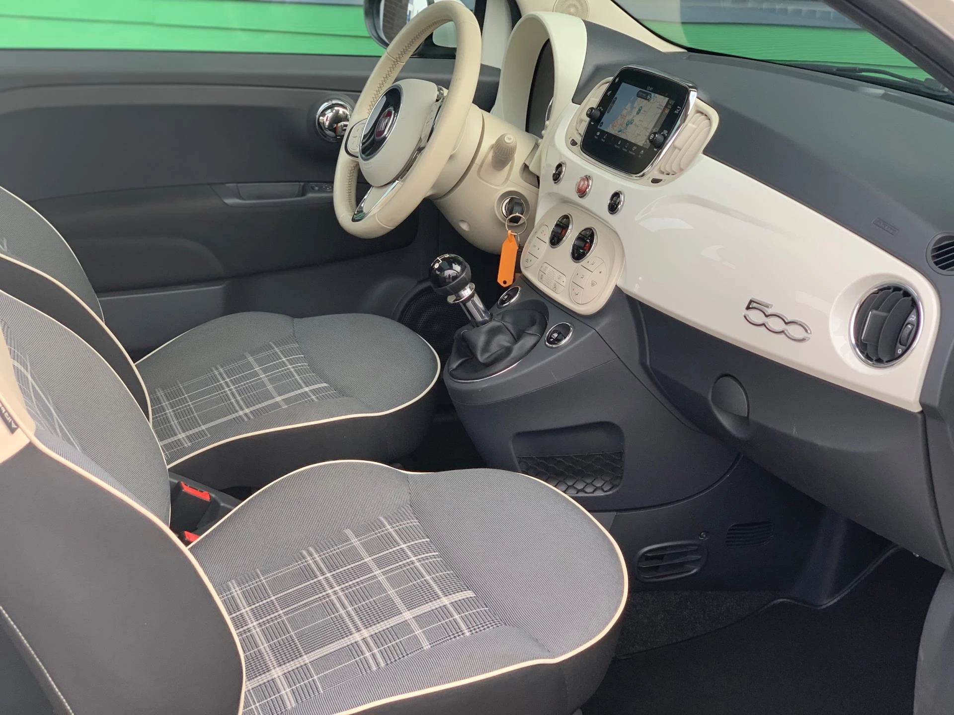 Hoofdafbeelding Fiat 500