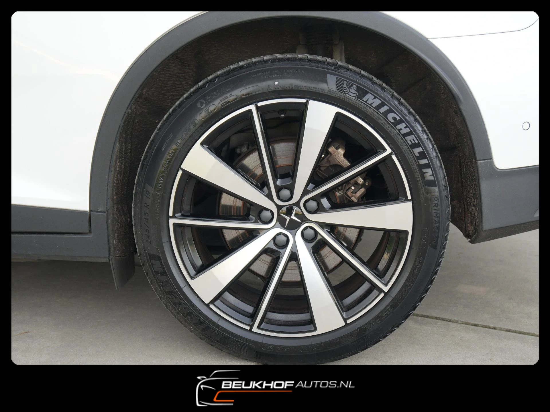 Hoofdafbeelding Polestar 2