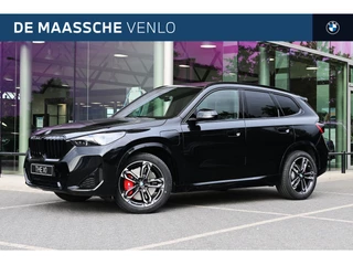 BMW X1 xDrive25e M Sport Automaat / Panoramadak / Trekhaak / Sportstoelen / M Adaptief onderstel / Comfort Access / Adaptieve LED / Head-Up / Harman-Kardon