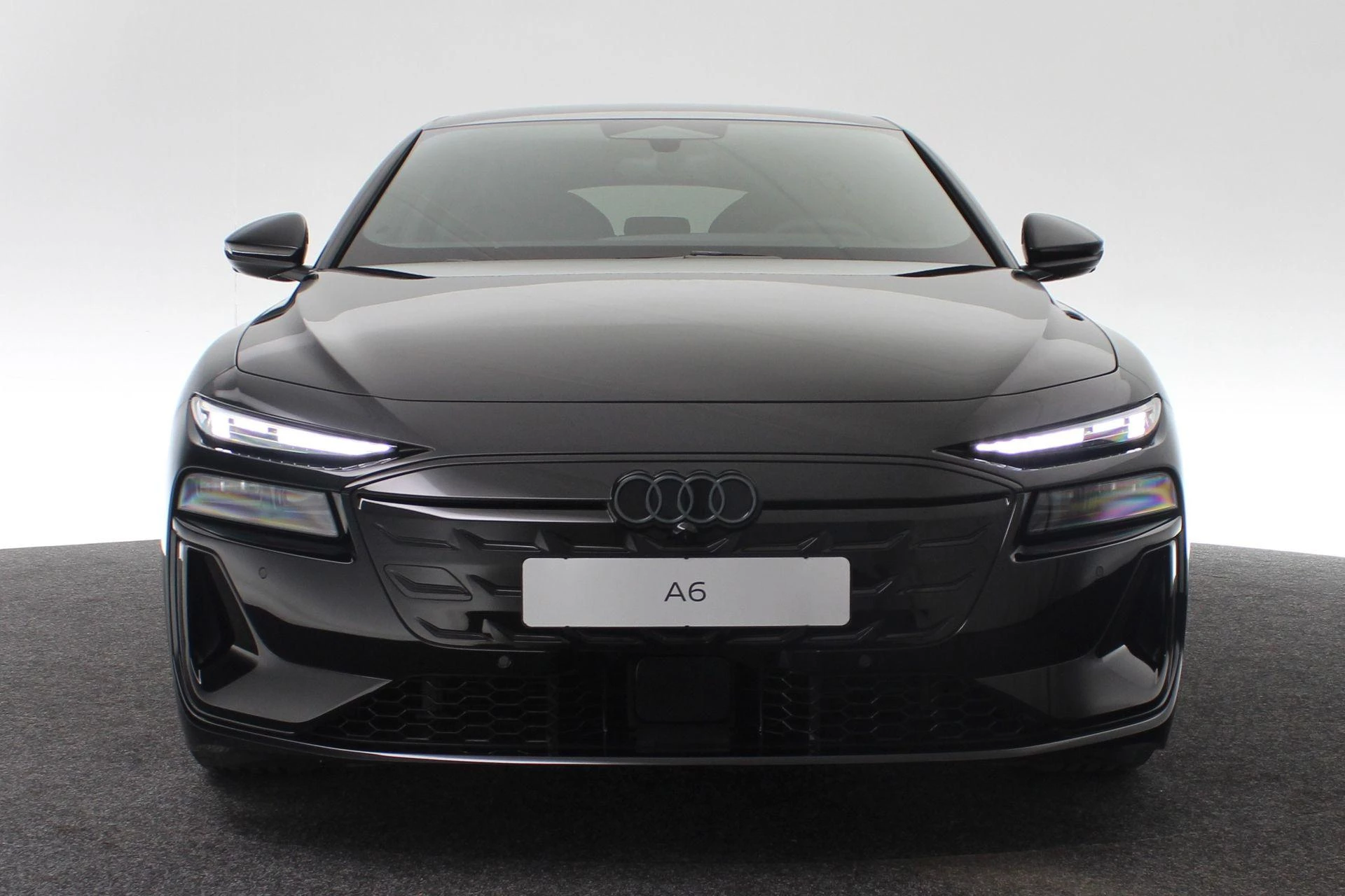 Hoofdafbeelding Audi A6 Avant e-tron