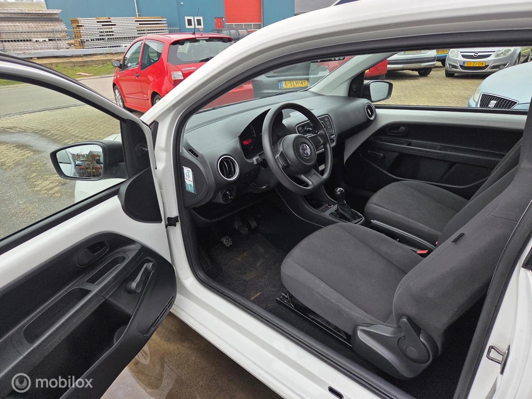 Hoofdafbeelding Volkswagen up!