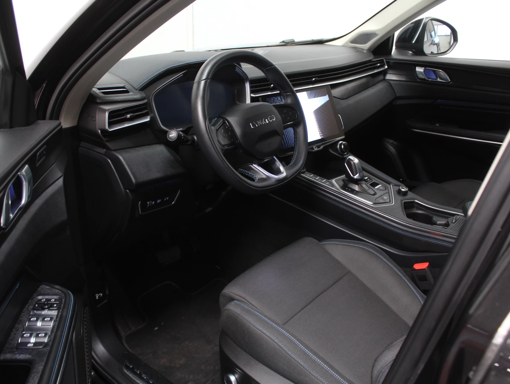 Hoofdafbeelding Lynk & Co 01