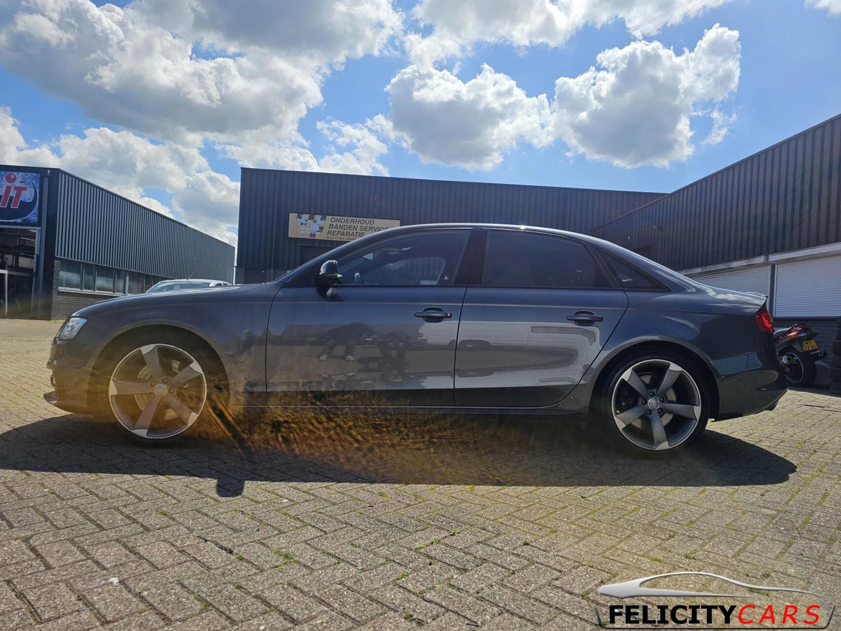 Hoofdafbeelding Audi A4
