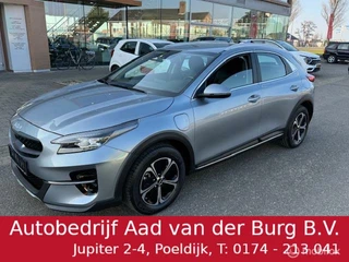 Hoofdafbeelding Kia XCeed XCeed 1.6  PHEV DynamicPlusLine 55 km Volledig electrisch rijden hierna Hybride , Navigatie , Camera , Parkeerhulp , Stoel en stuur verwarming  , Keyless entry , 18 inch Velgen ,