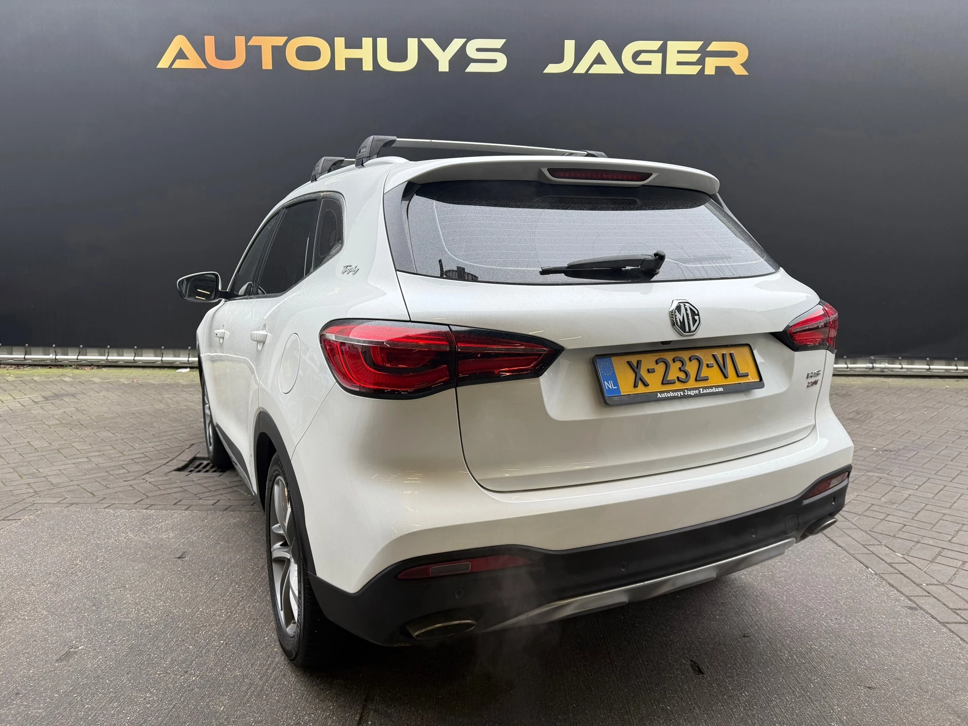 Hoofdafbeelding MG HS