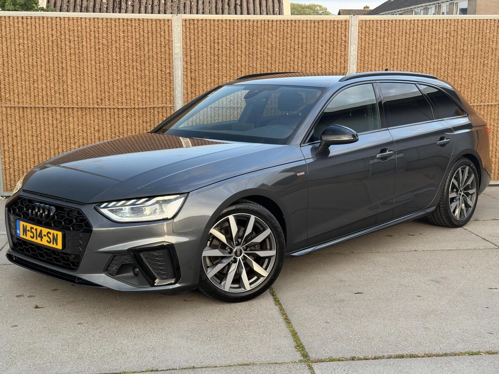 Hoofdafbeelding Audi A4