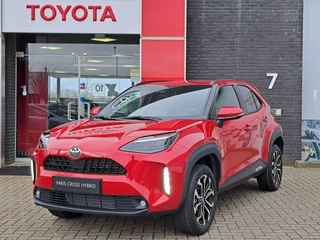 Toyota Yaris Cross 1.5 HYBRID 115 DYNAMIC COMFORT PACK NIEUW! DIRECT LEVERBAAR BLIND SPOT STOEL/STUURVERW. PARK-SENSOREN KEYLESS PRIVACY-GLASS