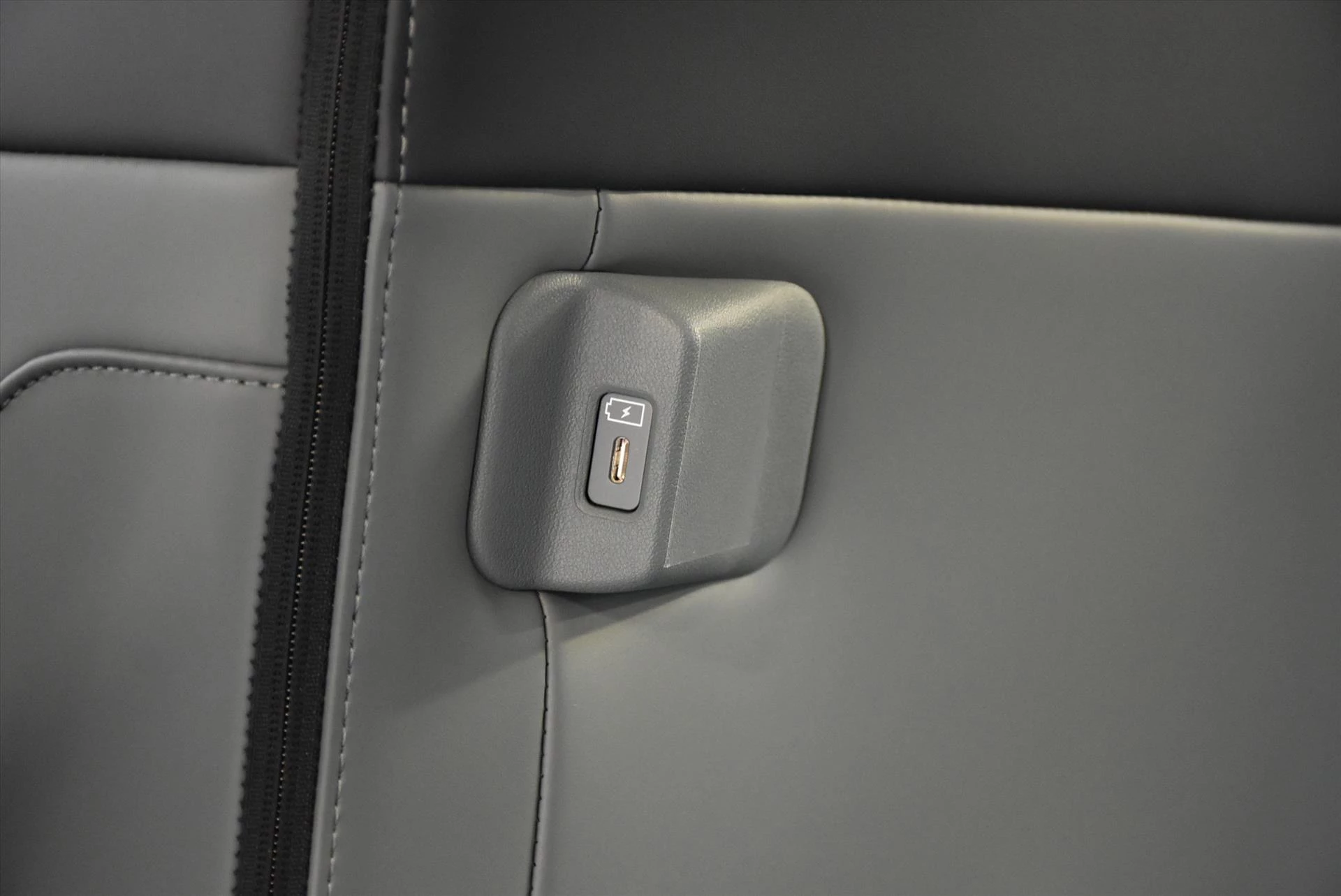 Hoofdafbeelding Kia PV5