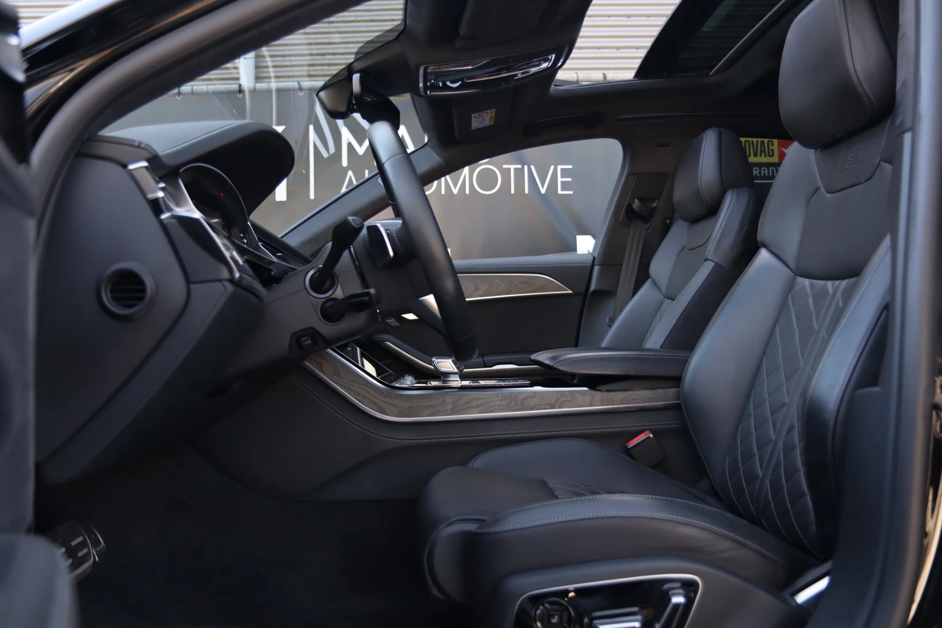 Hoofdafbeelding Audi A8