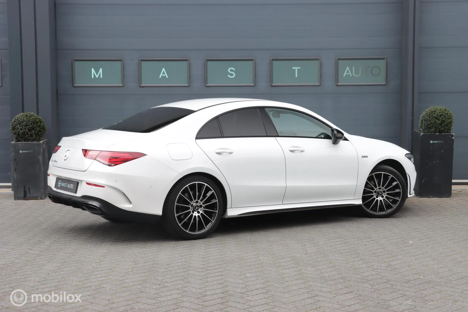 Hoofdafbeelding Mercedes-Benz CLA