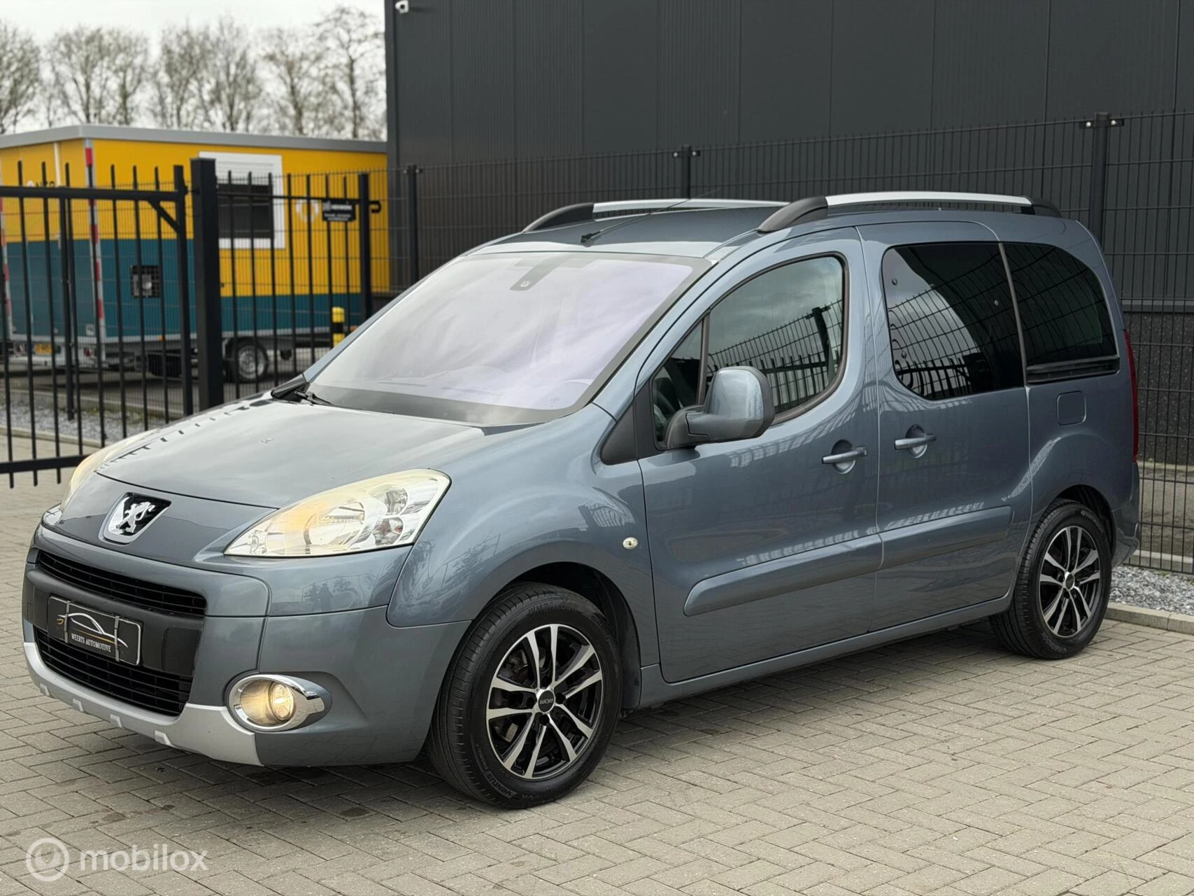 Hoofdafbeelding Peugeot Partner