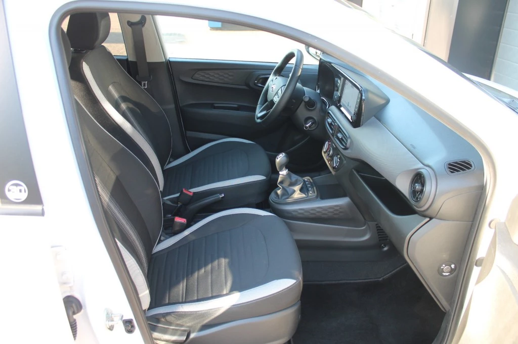 Hoofdafbeelding Hyundai i10