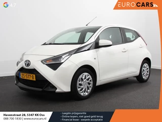 Hoofdafbeelding Toyota Aygo Toyota Aygo 1.0 VVT-i x-play Automaat | Camera | Scherm | Airco | 5 deurs
