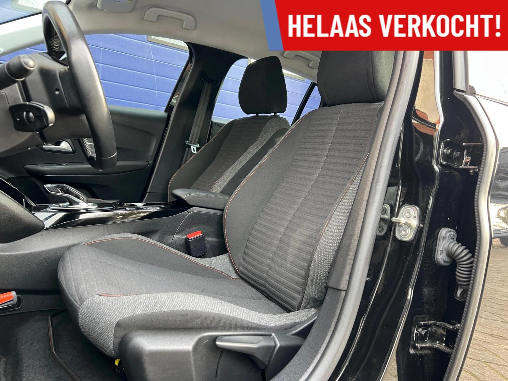 Hoofdafbeelding Peugeot e-208