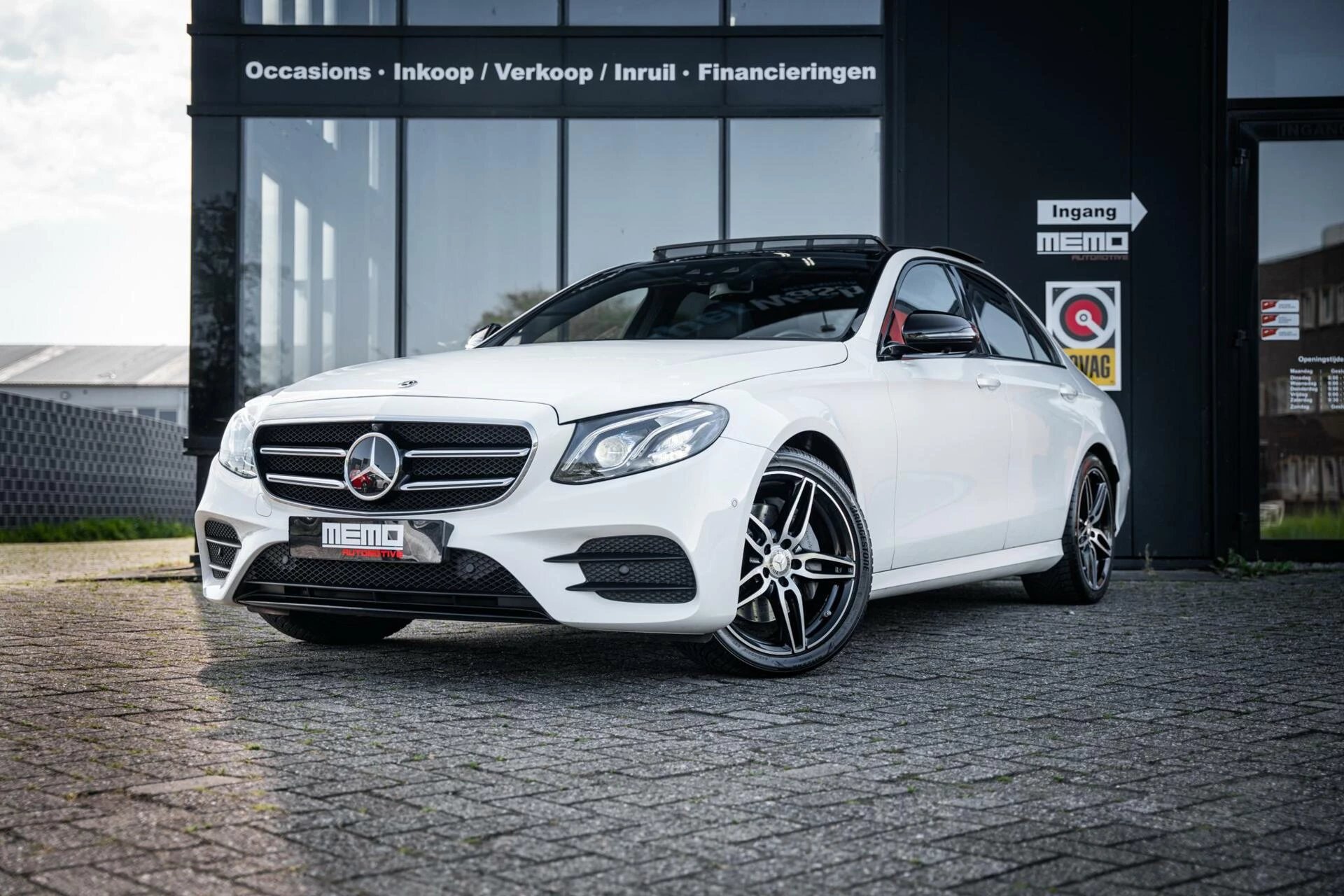 Hoofdafbeelding Mercedes-Benz E-Klasse