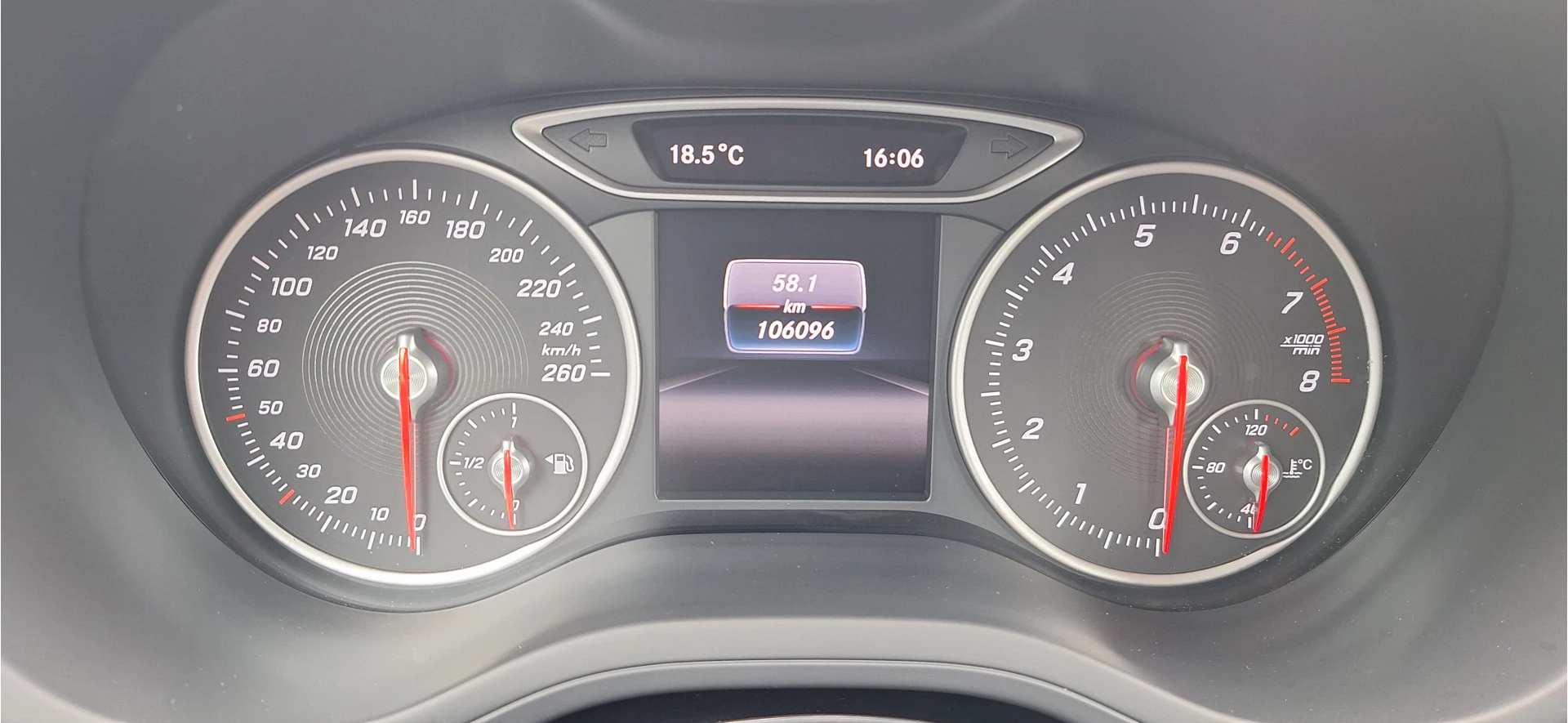 Hoofdafbeelding Mercedes-Benz B-Klasse