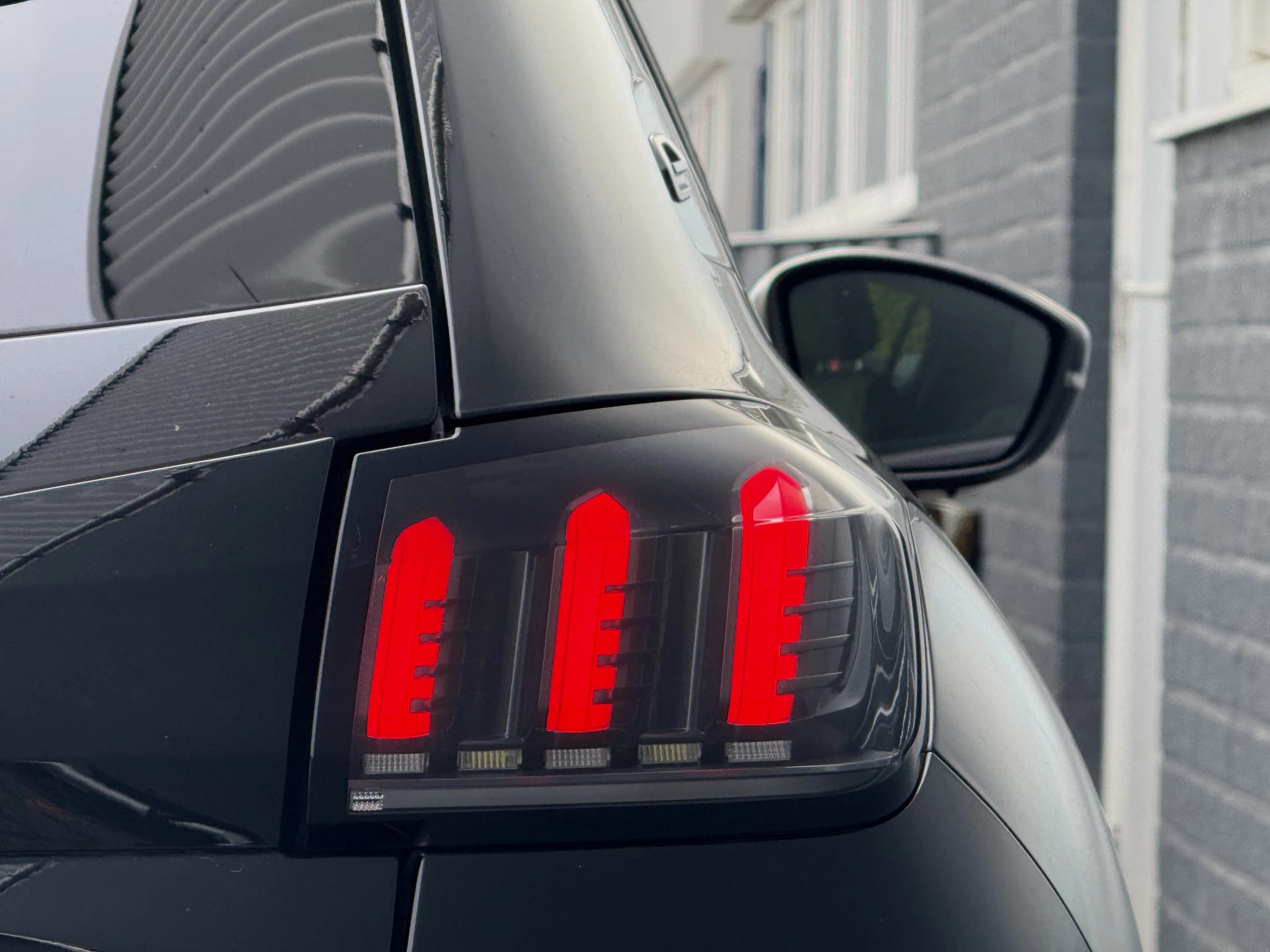 Hoofdafbeelding Peugeot e-208