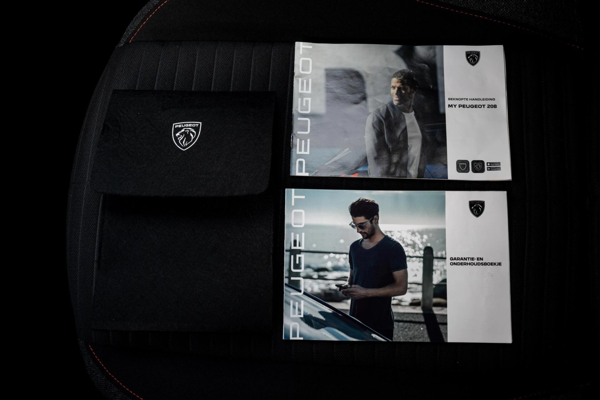 Hoofdafbeelding Peugeot e-208