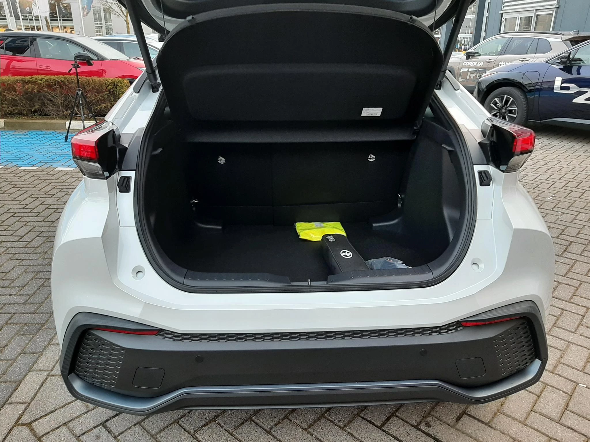 Hoofdafbeelding Toyota C-HR