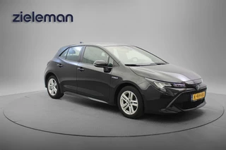 Hoofdafbeelding Toyota Corolla Toyota Corolla 1.8 Hybrid Business - Carplay, Camera, Clima, Cruise