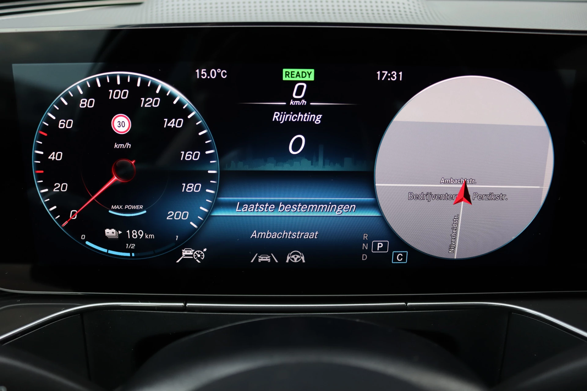 Hoofdafbeelding Mercedes-Benz EQC