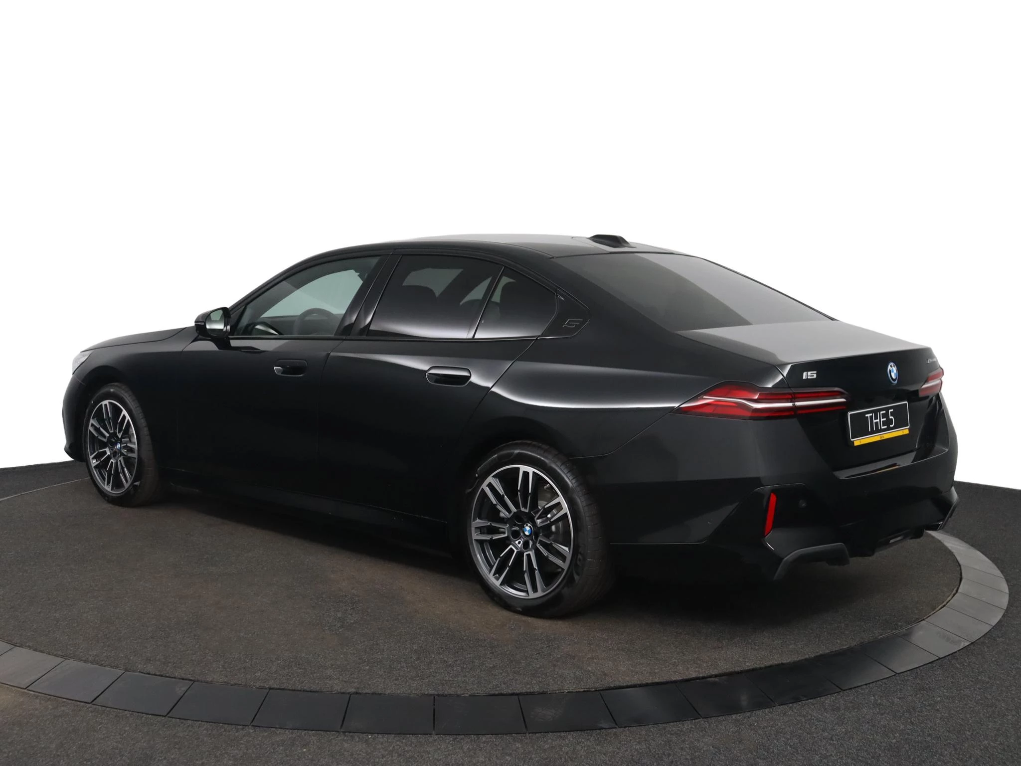 Hoofdafbeelding BMW i5