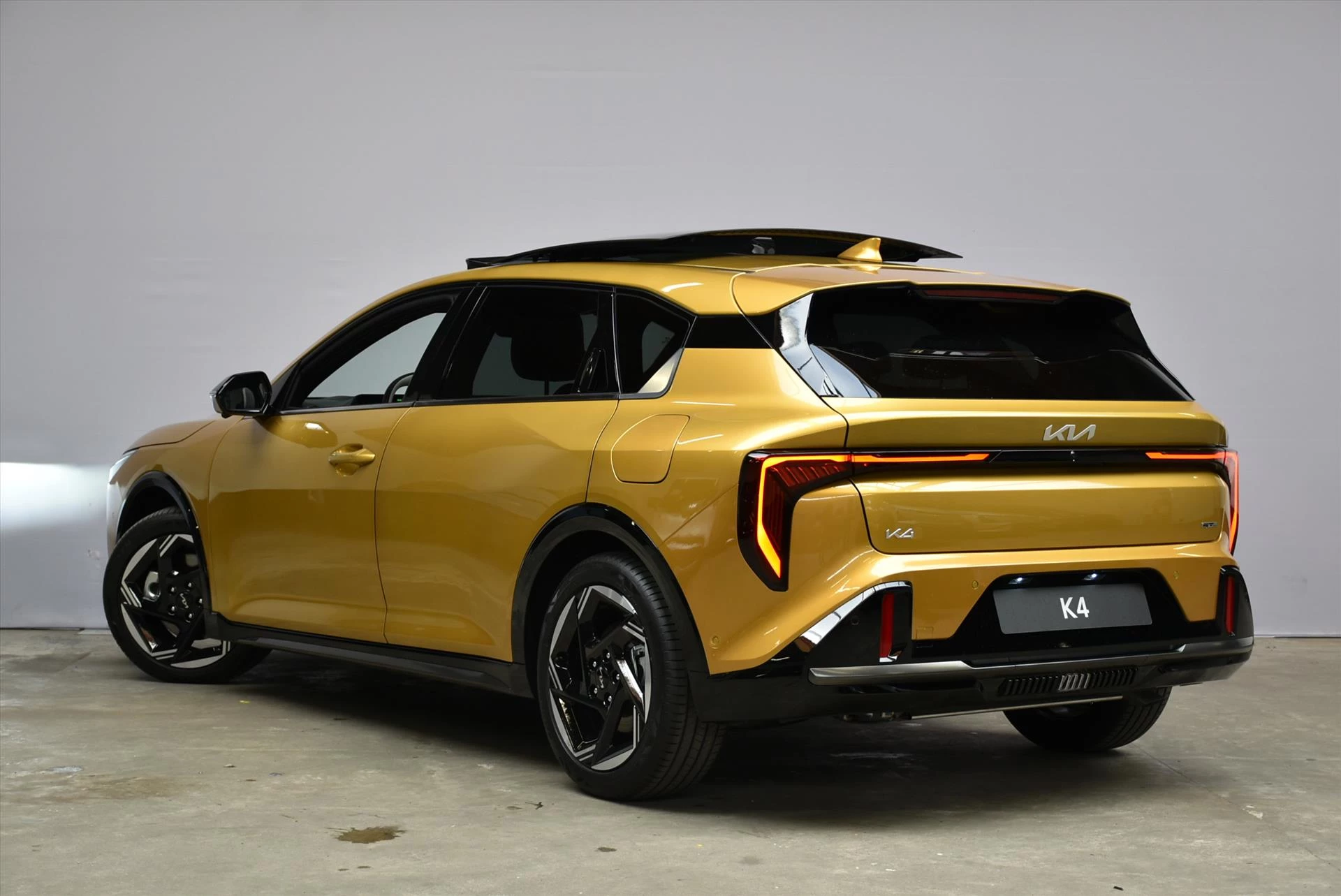 Hoofdafbeelding Kia K4