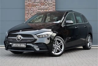 Mercedes-Benz B-Klasse 250 e AMG Line Aut8 | Facelift | Panoramadak | Trekhaak | Widescreen | Verwarmd Stuurwiel | Keyless Go | Camera | High Perf. LED | Zitcomfortpakket |