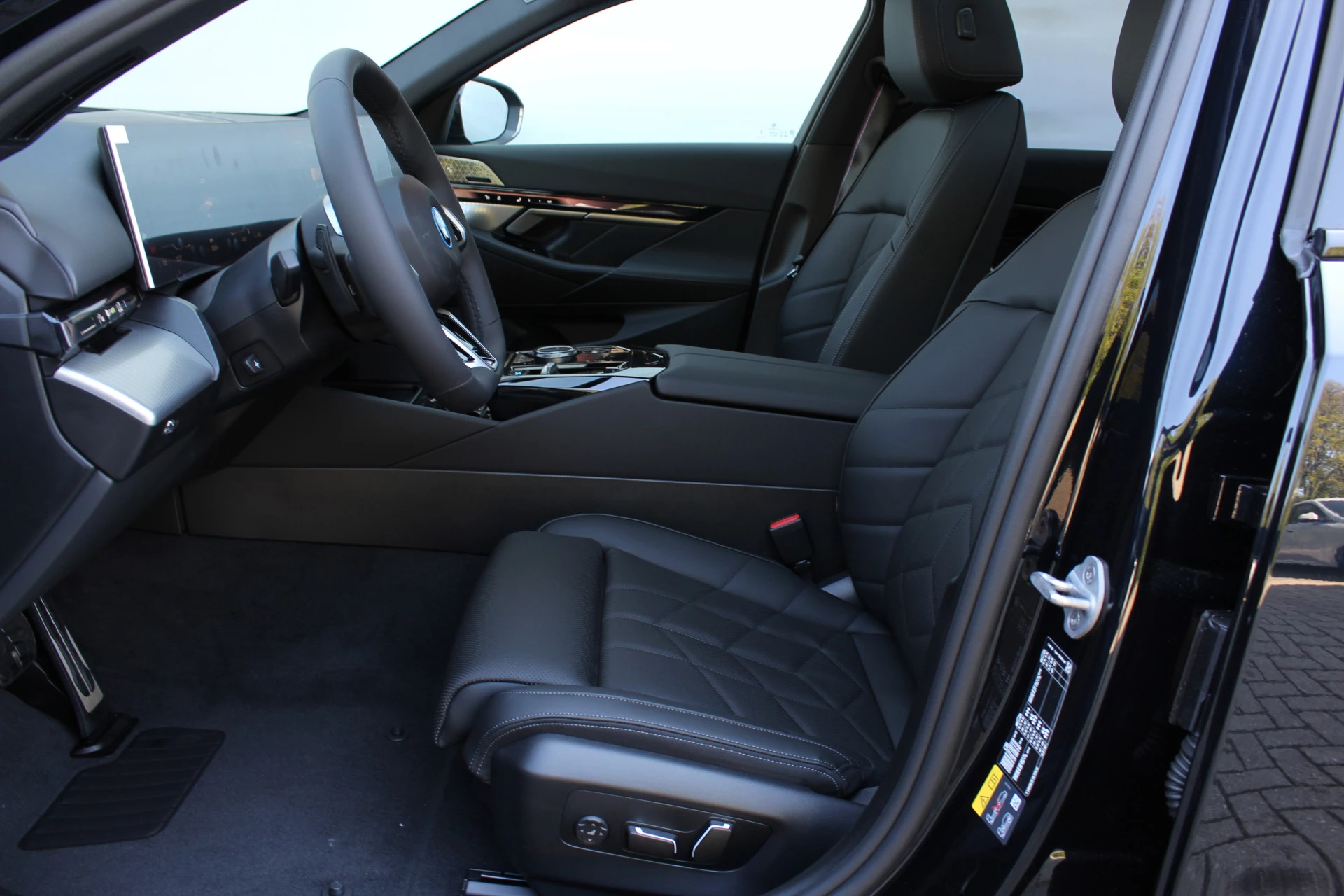 Hoofdafbeelding BMW i5