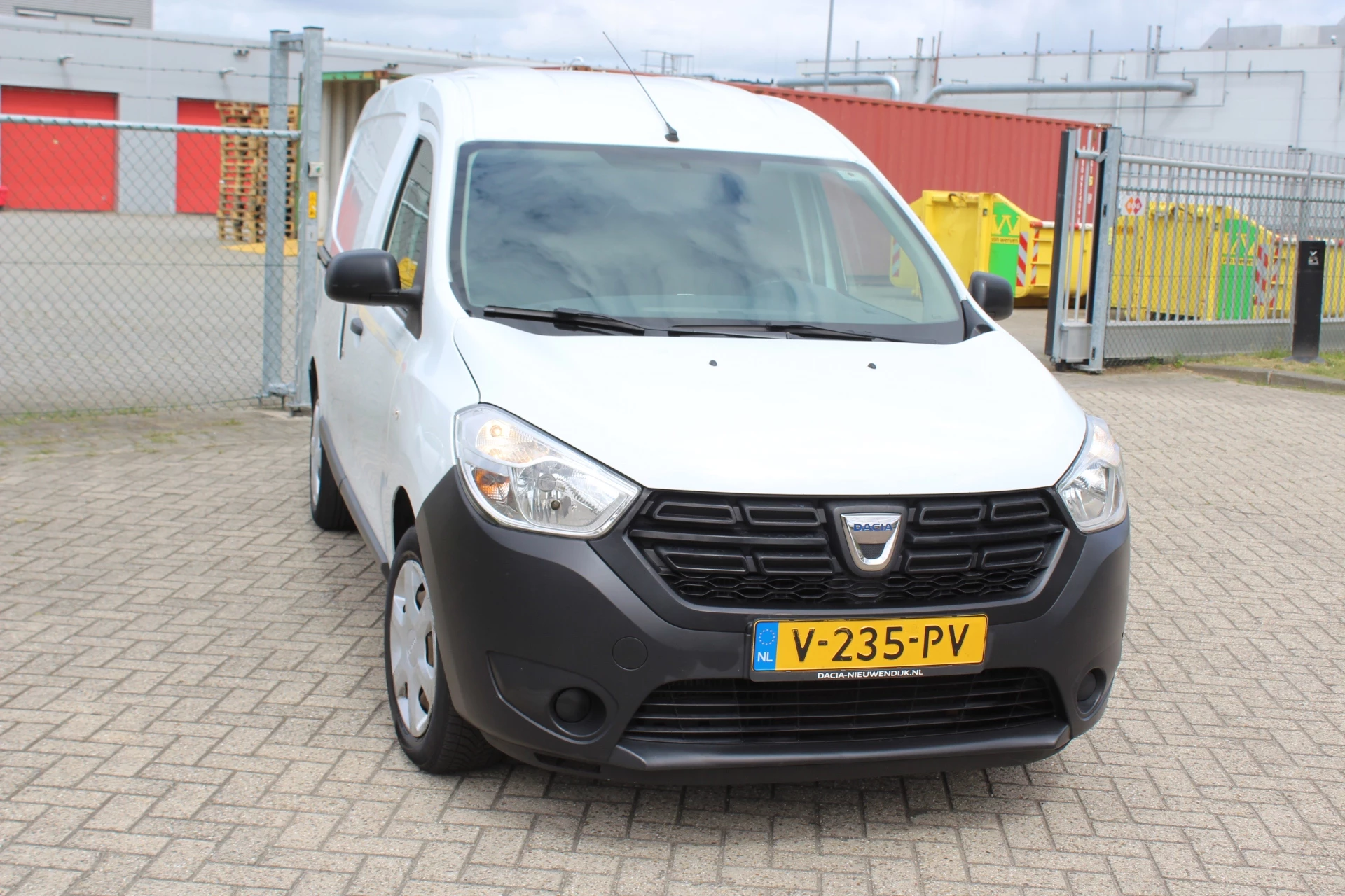 Hoofdafbeelding Dacia Dokker