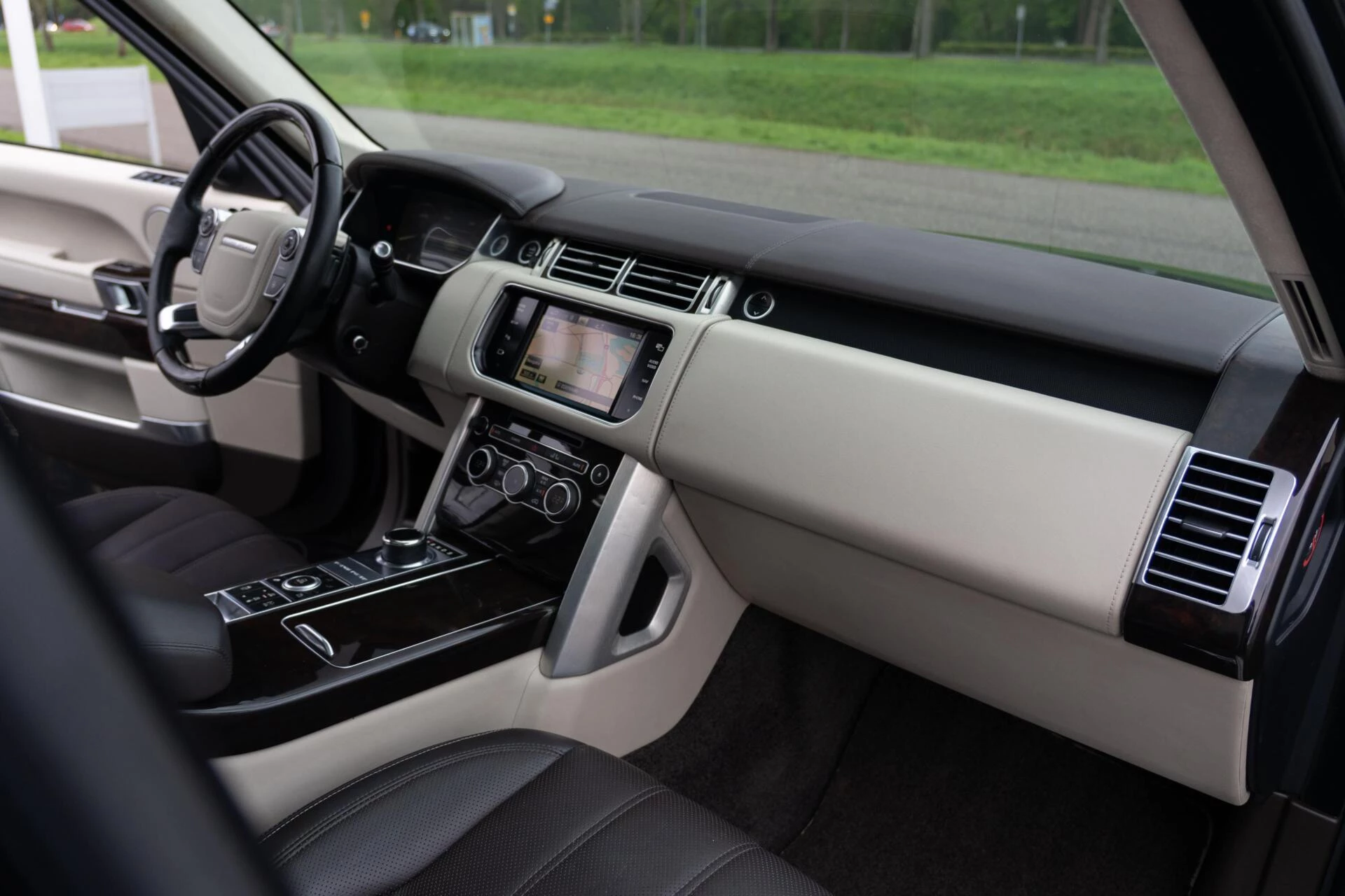 Hoofdafbeelding Land Rover Range Rover