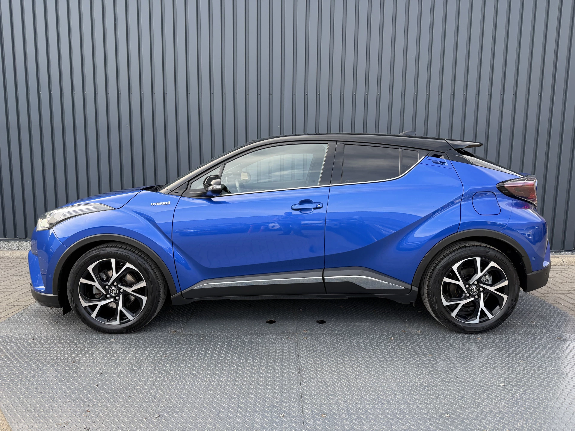 Hoofdafbeelding Toyota C-HR