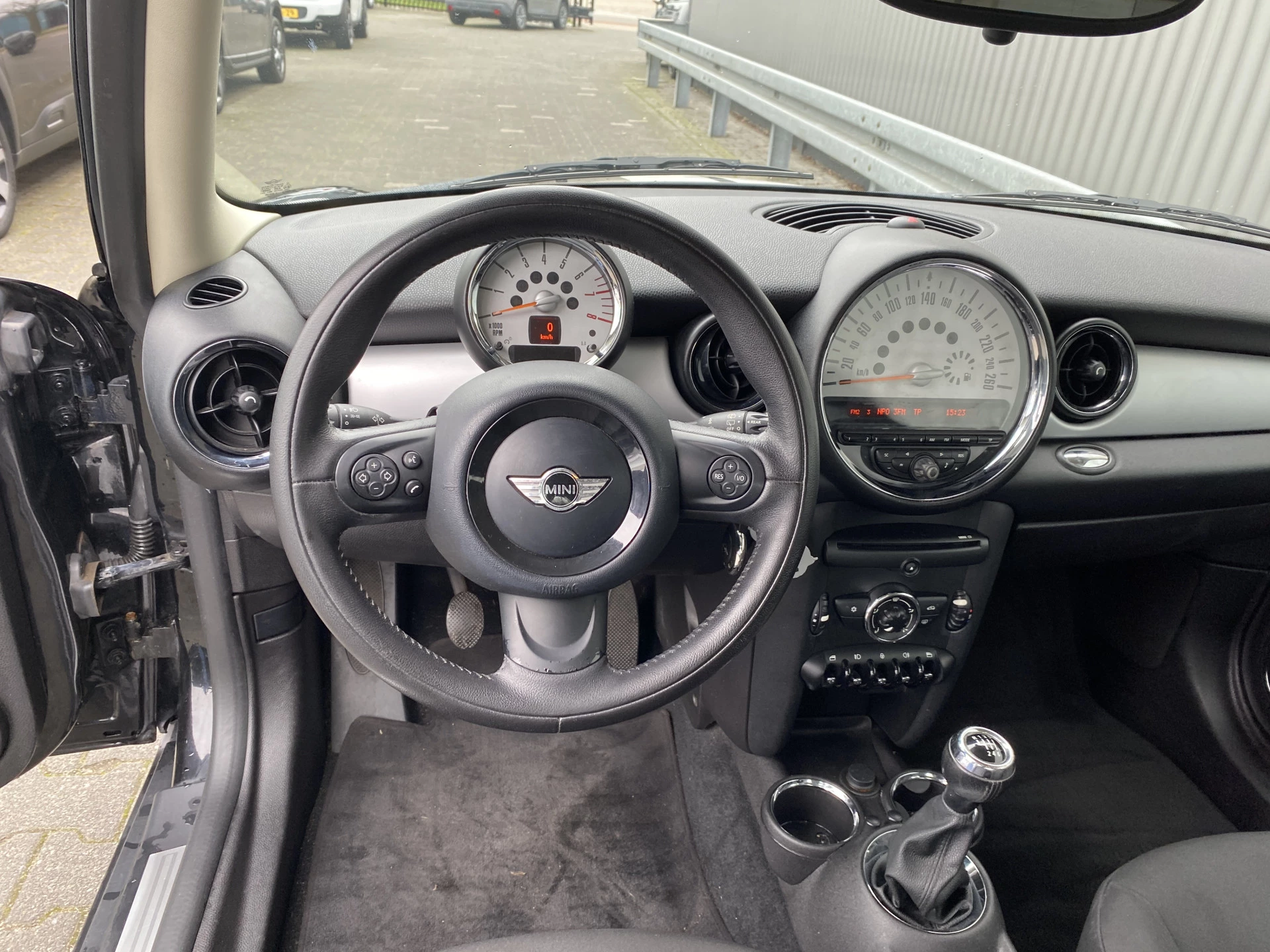 Hoofdafbeelding MINI One