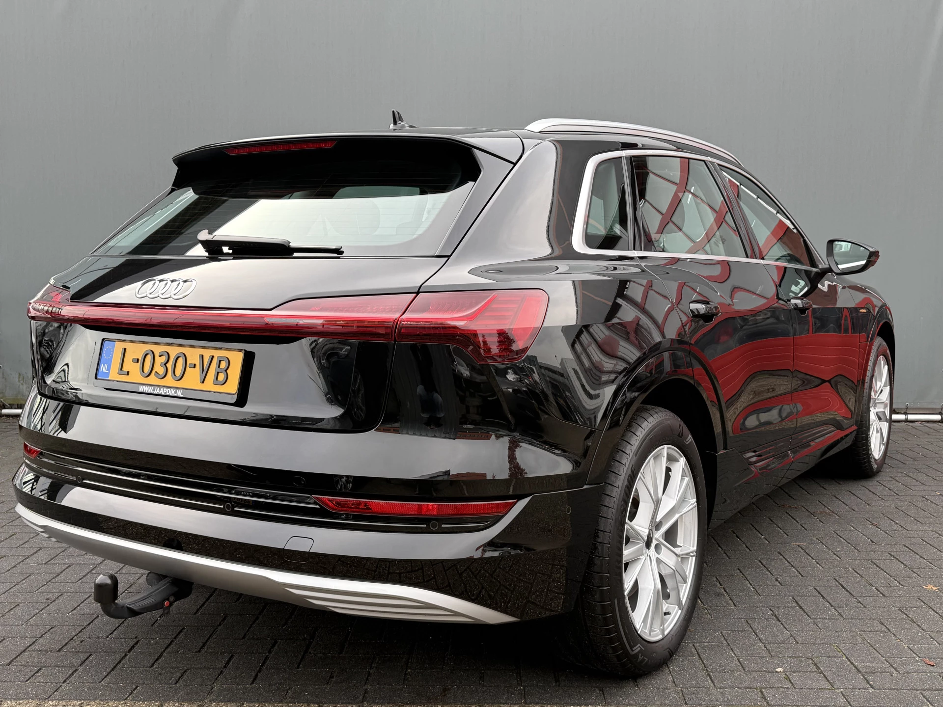 Hoofdafbeelding Audi e-tron