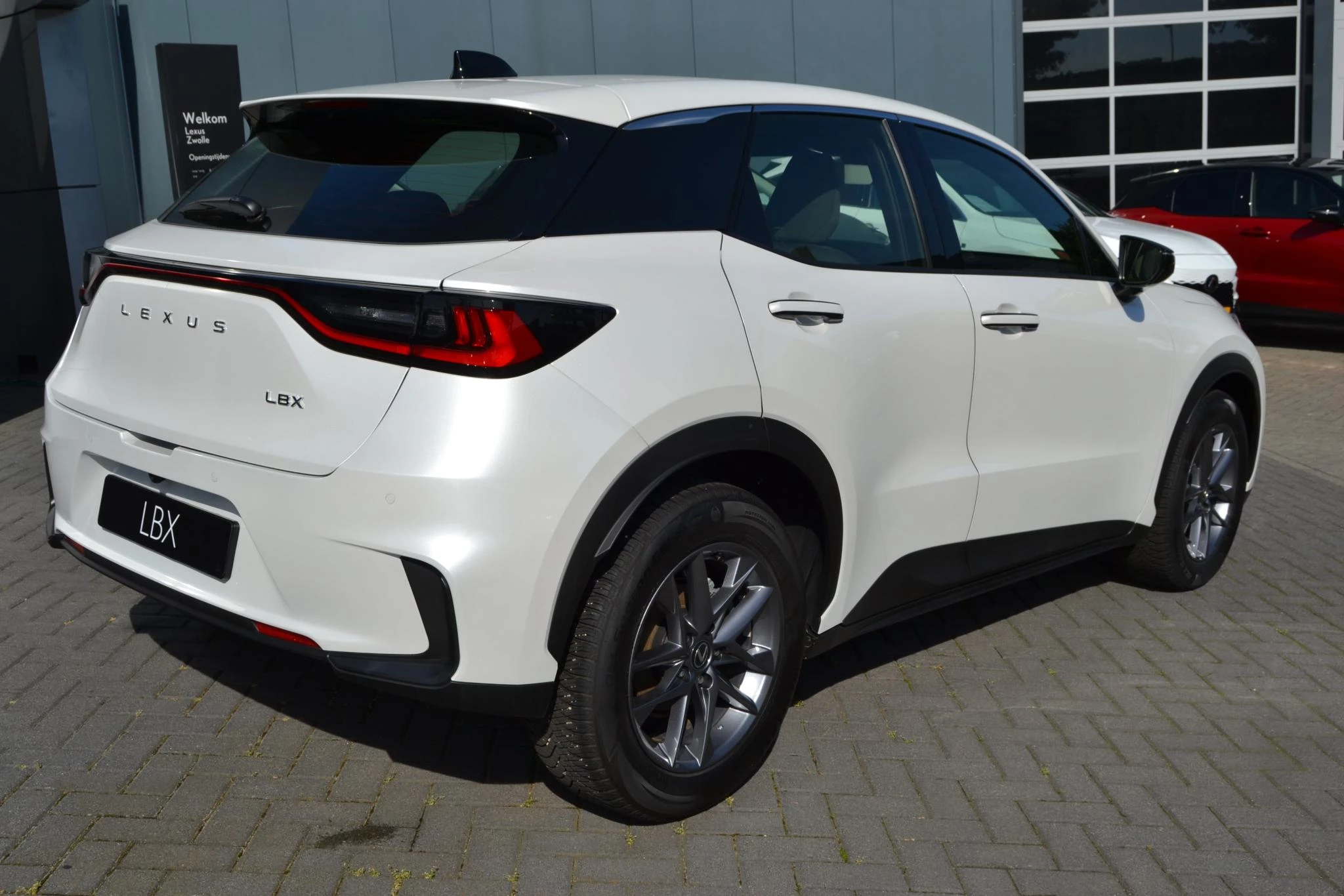 Hoofdafbeelding Lexus LBX