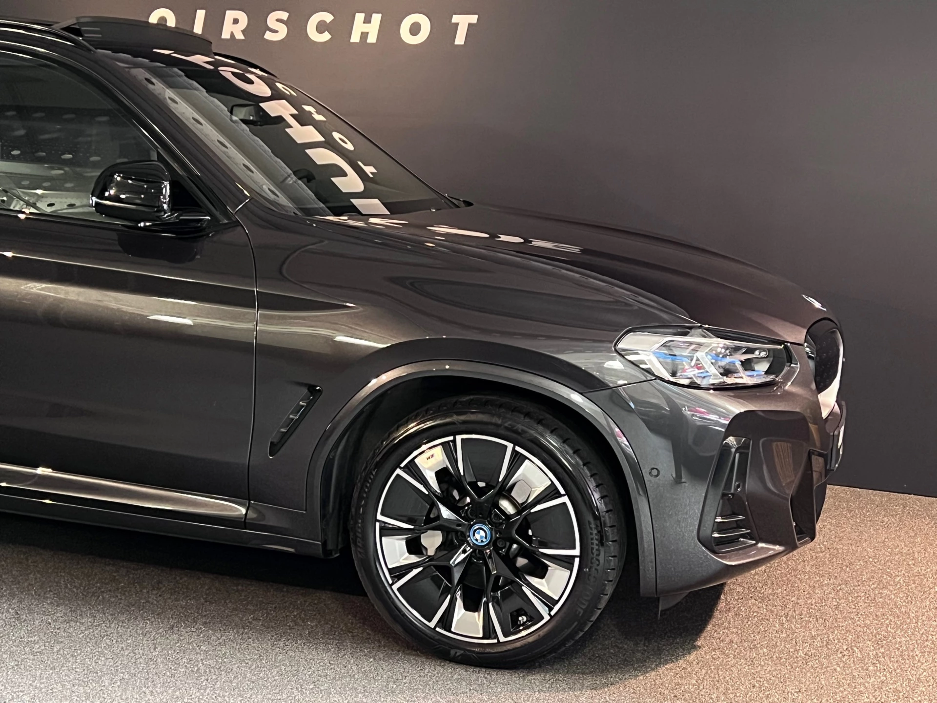 Hoofdafbeelding BMW iX3
