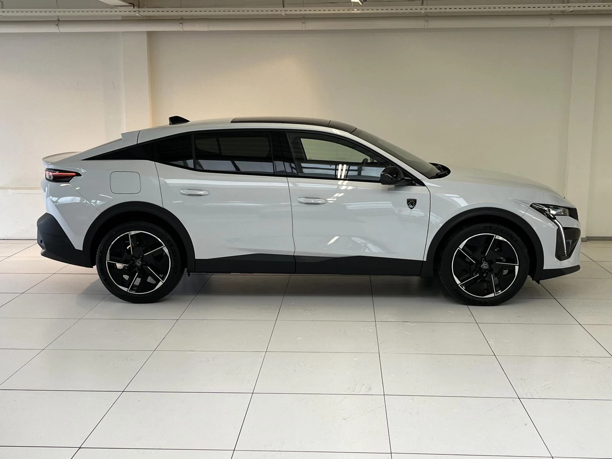 Hoofdafbeelding Peugeot 408