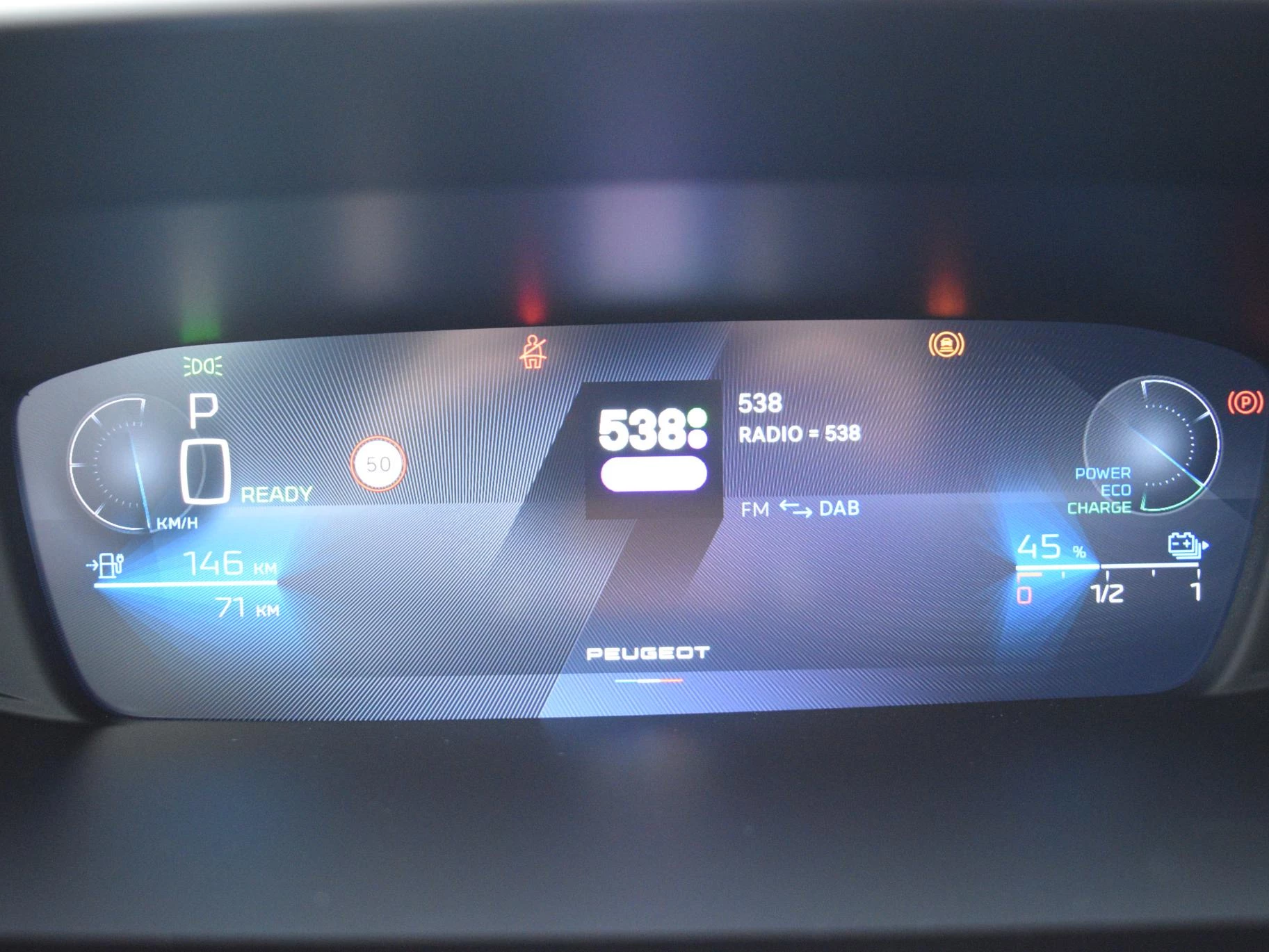 Hoofdafbeelding Peugeot e-308