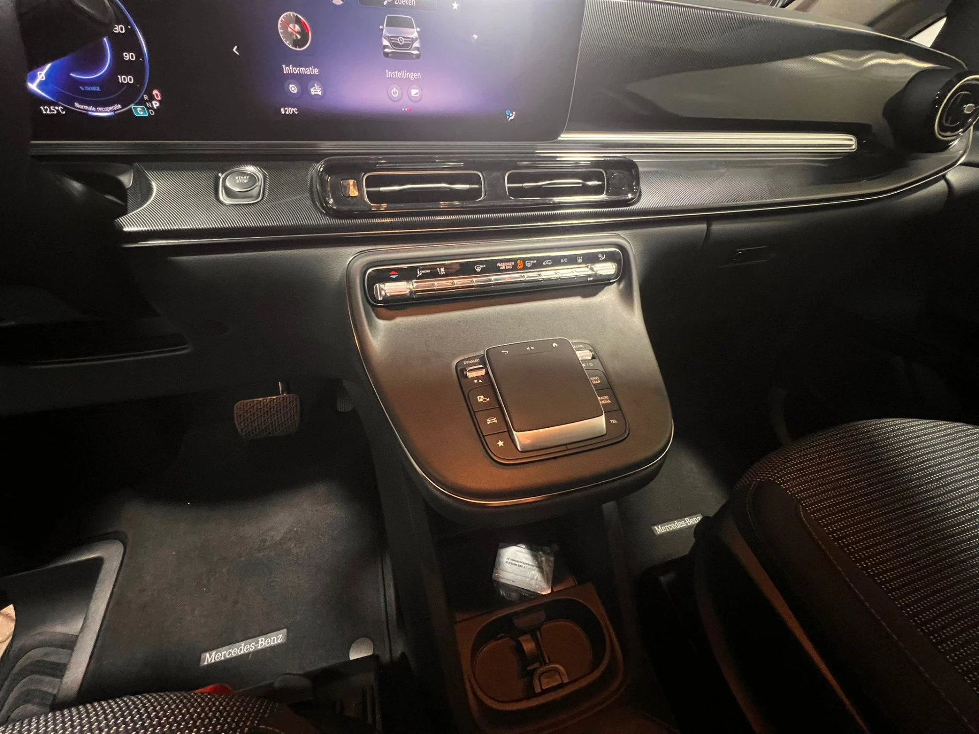 Hoofdafbeelding Mercedes-Benz EQV