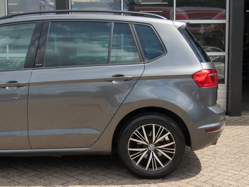 Hoofdafbeelding Volkswagen Golf Sportsvan